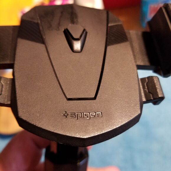 Spigen suction mount super adjustable - Picture 2 of 6